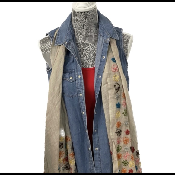 Visnaya Gorgeous boho scarf/wrap - Picture 4 of 5